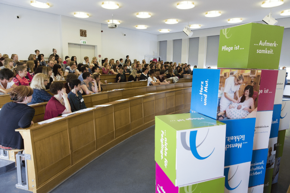 Das Universitätsklinikum Leipzig lädt zum 2. Pflegesymposium ein. Foto: Stefan Straube/UKL