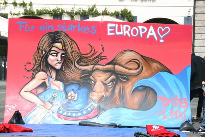 Ein neues Europa mit sozialen Veränderungen in Leipzig auf dem Marktplatz. Foto: L-IZ.de