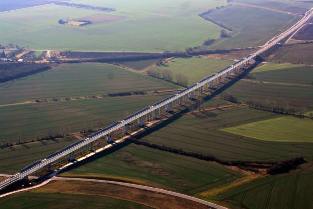 Preisgekrönte Gänsebachtalbrücke. Quelle: Deutsche Bahn AG