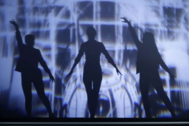 Schattenprojektion im Lichtraum. Foto: LTM / PUNCTUM Alexander Schmidt