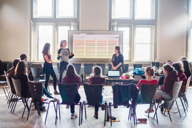 Einblick in die Projektarbeit. Foto: School on tour