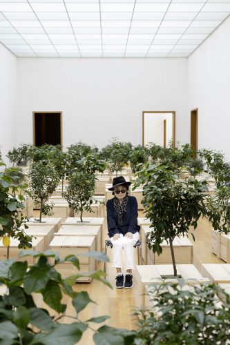 Yoko Ono in der Ausstellung "PEACE is POWER". Foto: MdbK Leipzig
