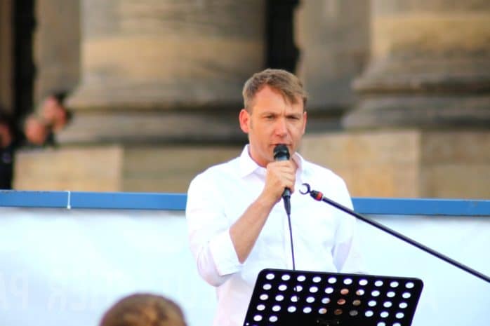 Andr&eacute; Poggenburg mal ohne Kornblume und mit dem Wunsch, endlich nach Connewitz zu d&uuml;rfen. Foto: L-IZ.de