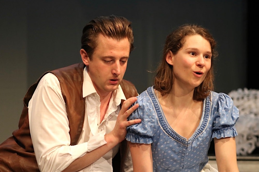 Humperdincks Königskinder - Nils Hübinette (Königssohn) und Leevke Hambach (Gänsemagd). Foto: Marcus Friedrich