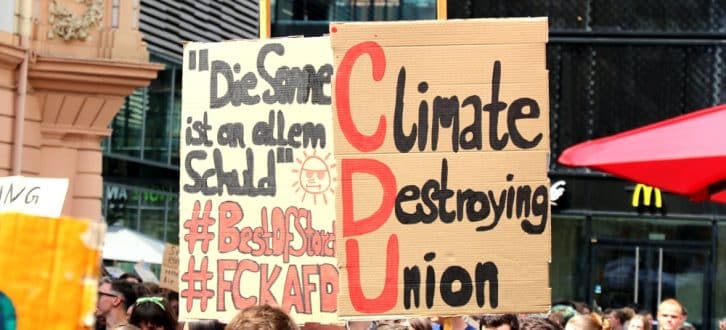 AfD und Union – Für Fridays for Future beides keine Partner, wenn es um die Meisterung des Klimawandels geht. Foto: Michael Freitag