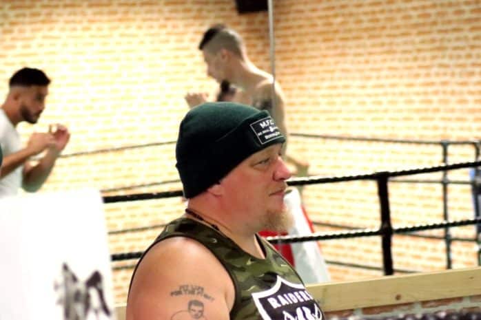 Training an der Eisenbahnstraße. Foto: Michael Freitag