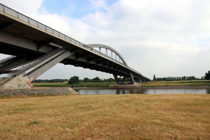 Die Waldschlösschenbrücke in Dresden ohne FFH-Prüfung. Foto: L-IZ.de