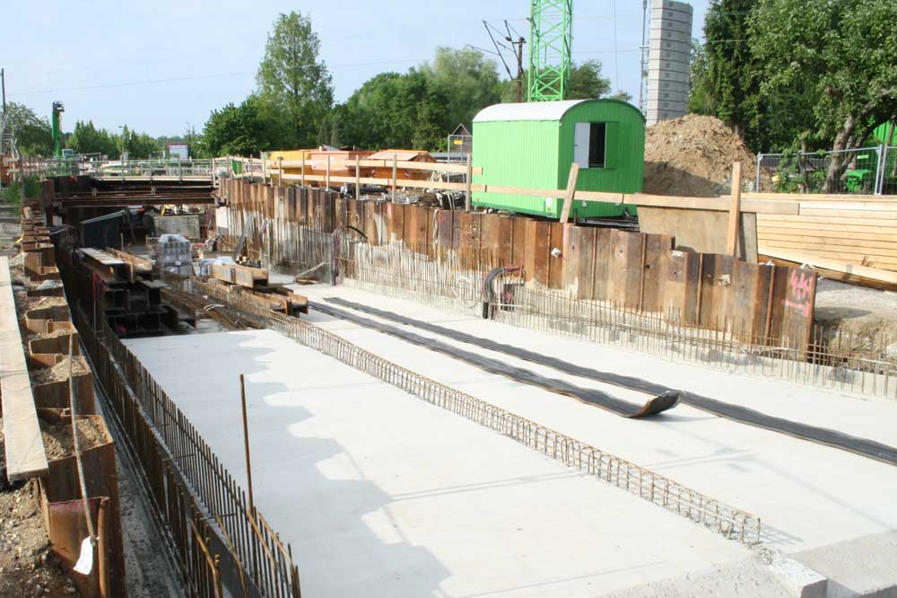Die Tunnelbaustelle am Equipagenweg. Foto: Ralf Julke