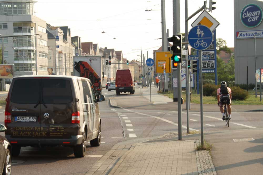 Radweg an der Lützner Straße. Foto: Ralf Julke