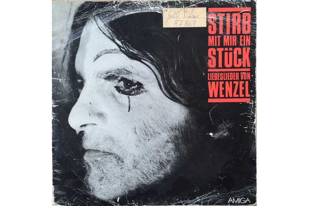 Schallplatte mit Liebesliedern von Hans-Eckart Wenzel „Stirb mit mir ein Stück“. Foto: Ulf Richter