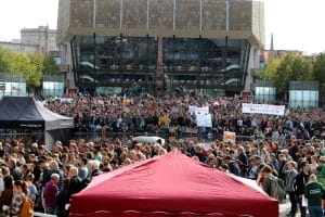 Der Augustusplatz am Anfang des Klimastreiks in Leipzig. Foto: L-IZ.de