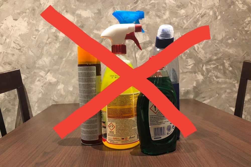 Reinigungsmittel kann man auch ganz einfach umweltfreundlich selber herstellen. Foto: L-IZ.de