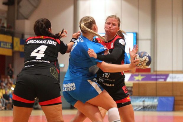 Auch körperlich geht es in der 2. Liga noch etwas robuster zur Sache. Foto: Jan Kaefer