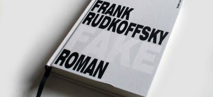 Frank Rudkoffsky: Fake. Foto: Ralf Julke