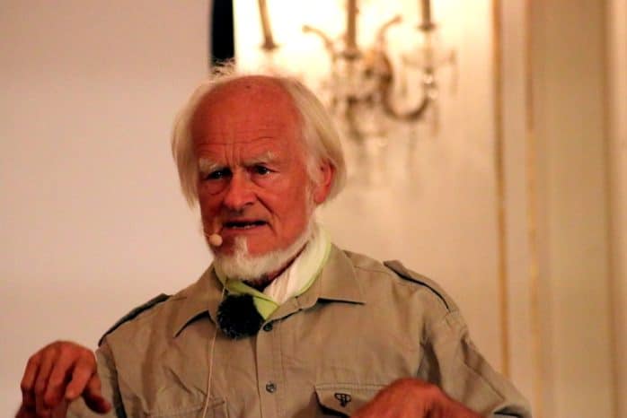 Prof Dr. Bernd Gerken beim Auwaldsymposium in der Alten Börse. Foto: L-IZ.de