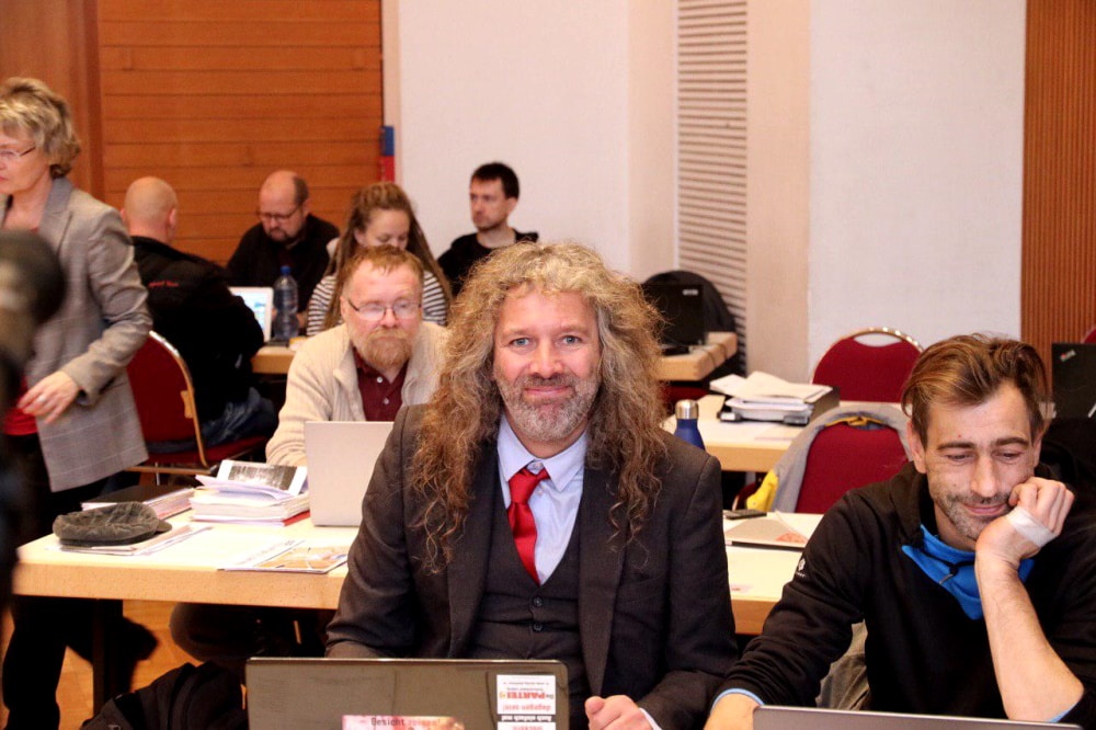 Seit 2019 im Stadtrat: v.l. Thomas Kumbernuß und Marcus Weiss (Die PARTEI und Ex-PARTEI). Foto: LZ