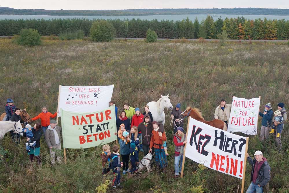 Protestaktion am Störmthaler See. Foto: Steve Sroka
