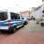Seltsame Bilder - &Uuml;berall im Ort verlassene Polizeifahrzeuge, kein einziger Beamter weit und breit. Foto: Michael Freitag