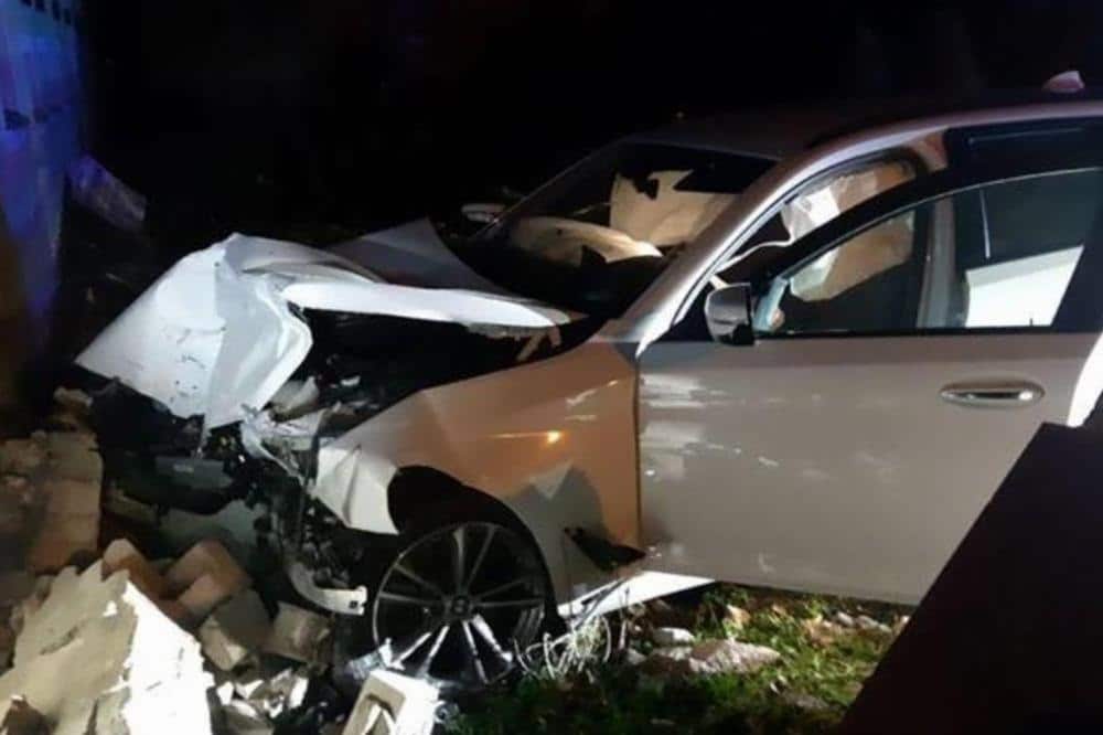 Gestohlener BMW nach Unfall in Schönborn © LKA Sachsen