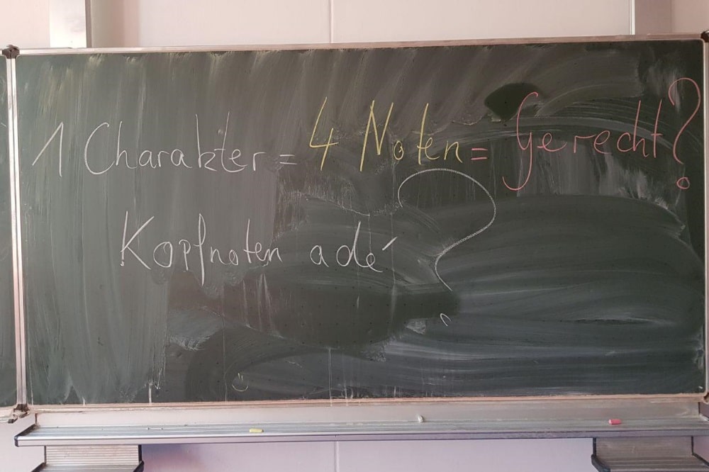 Reichen vier Noten für Betragen, Fleiß, Mitarbeit und Ordnung aus, um die Schülerinnen und Schüler gerecht und aussagekräftig zu bewerten? © Marko Hofmann