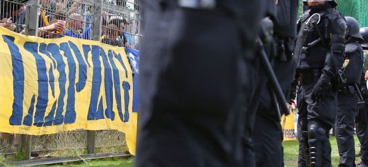 Der Leipziger Fußball und die Polizei – eine unendliche Geschichte. Foto: Jan Kaefer