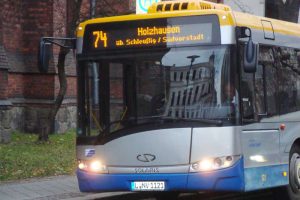Buslinie 74 nach Holzhausen. Foto: Gernot Borriss