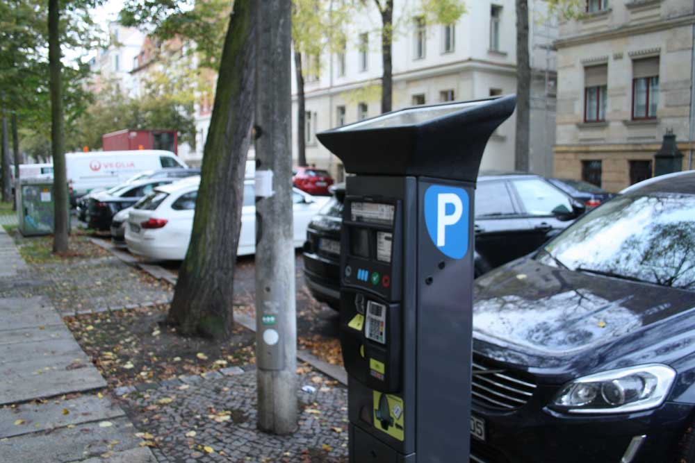 Parkautomat im Waldstraßenviertel. Foto: Ralf Julke
