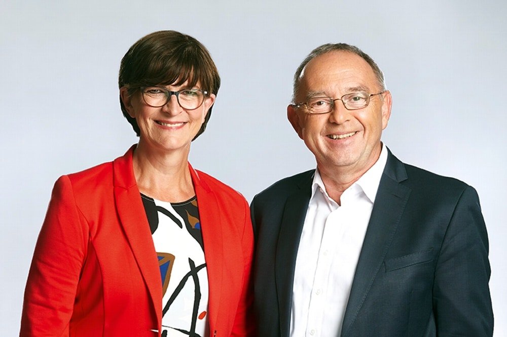 Beim Mitgliedervotum vorn: Saskia Esken & Norbert Walter-Borjans Foto: Werner Schüring | SPD.de