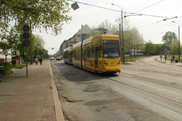 Heutige Situation: Einmündung der Bismarckstraße (rechts) in die Dieskaustraße. Foto: Ralf Julke