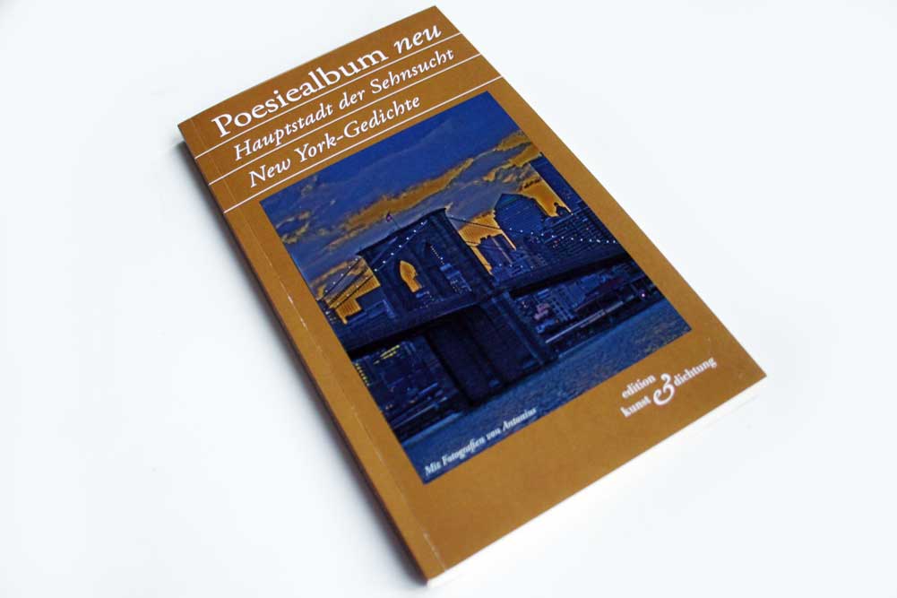 Poesiealbum neu: Hauptstadt der Sehnsucht. Foto: Ralf Julke