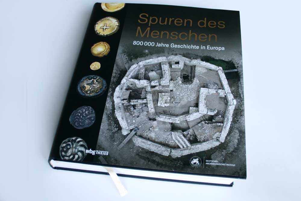 Eszter Bánffy, Kerstin P. Hofmann, Philipp von Rummel (Hrsg.): Spuren des Menschen. Foto: Ralf Julke