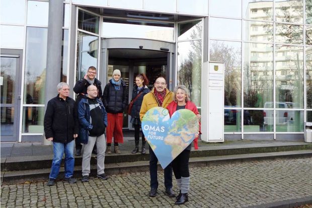 Kleiner Protest vor der Landesdirektion Leipzig. Foto: privat