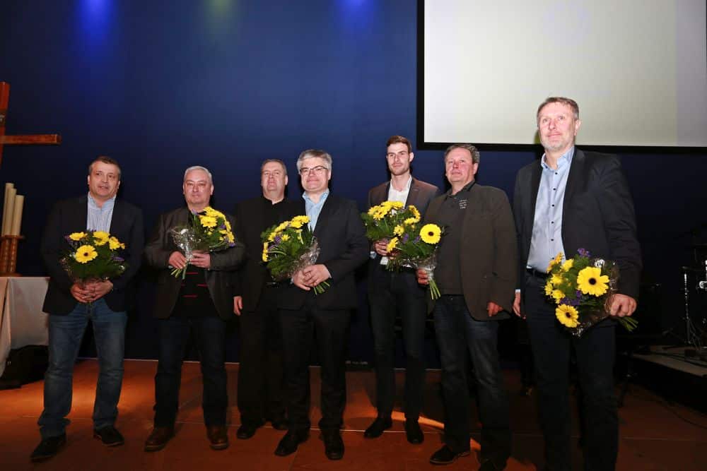 Der neue Aufsichtsrat des 1. FC Lok: Olaf Winkler,Steffen Rößler, Jens-Peter Hirschmann, Stefan Dinter, Frank Balling, Mike Scheffler (v.l.). Foto: Thomas Gorlt