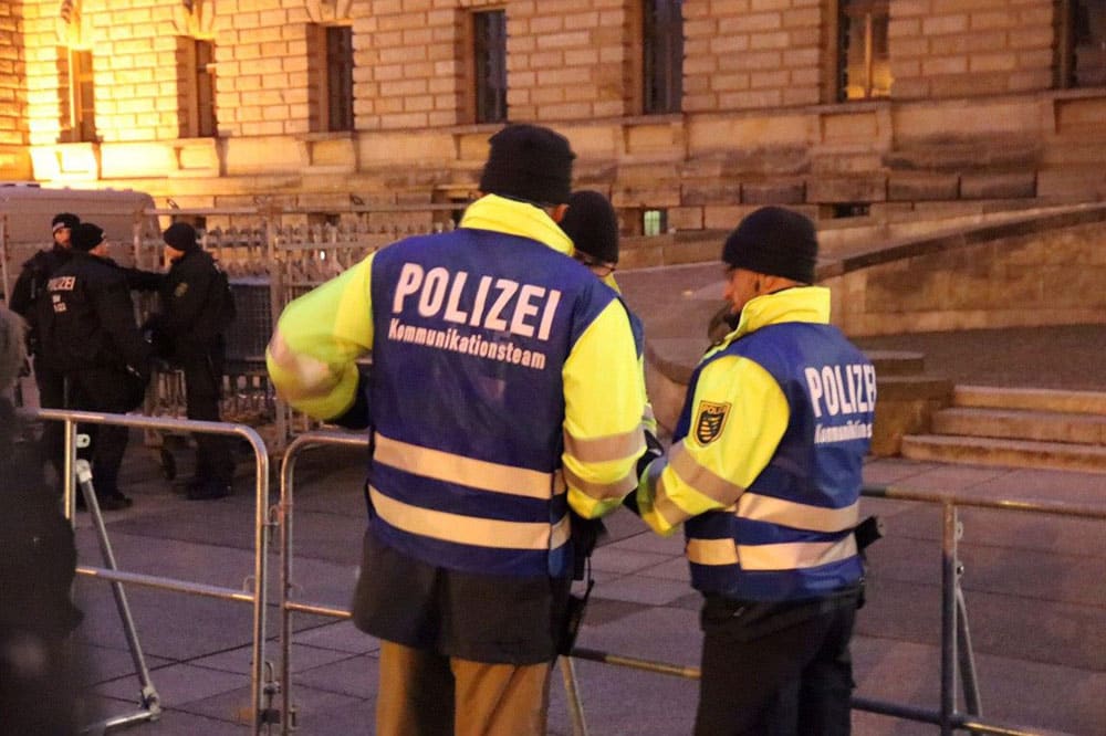 Leipziger Internet Zeitung: Liveticker zum Demosamstag ...