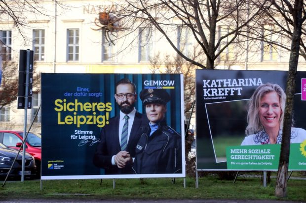 Rechts soziale Gerechtigkeit, links Sebastian Gemkow (CDU) mit einem „Sicherheitswahlkampf“ zur OBM-Wahl am 2. Februar 2020. Foto: L-IZ.de