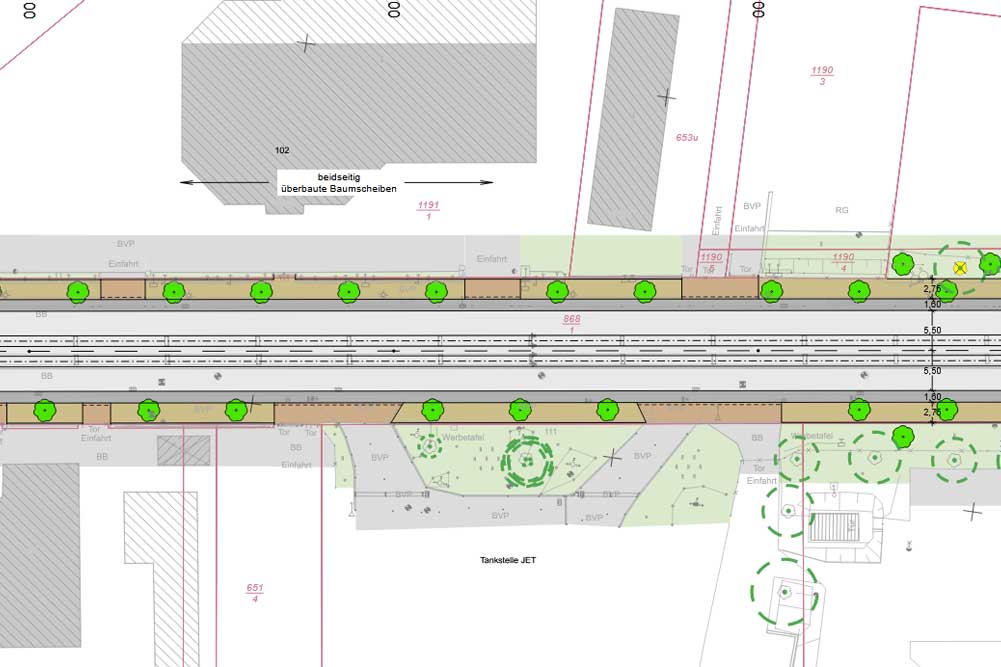 Der Abschnitt vor der Jet-Tankstelle mit eingezeichneten Bäumen auf dem Fußweg. Karte: Stadt Leipzig