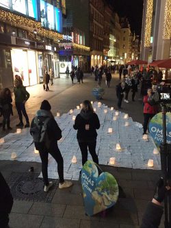 Klimawunschzettel-Aktion in der Leipziger Petersstraße. Foto: Parents for Future Leipzig
