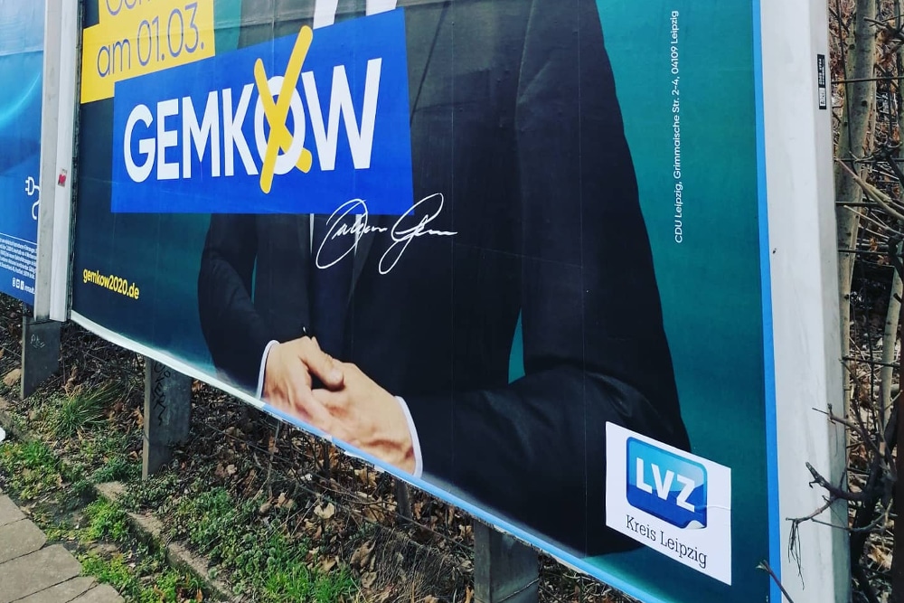 LVZ-Logo auf Gemkow-Wahlplakat. Foto: strassenstriche.net
