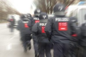 Polizei im Einsatz (Symbolbild). Foto: Lucas Böhme