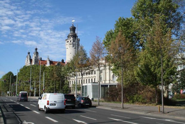 Verkehr am Wilhelm-Leuschner-Platz. Foto: Ralf Julke