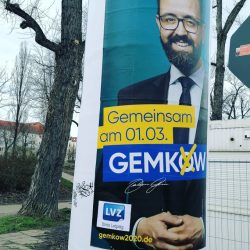 Die Gemkow-LVZ? Eines der Plakate, hier in der Bernhard Göring Straße. Foto: straßenstriche.net