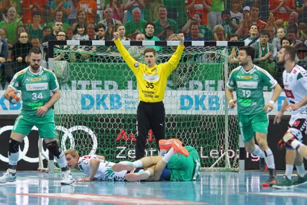 Torhüter Joel Birlehm blieb am Ende gegen seinen Ex-Verein Sieger. Foto: Jan Kaefer