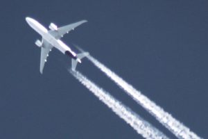 Flugzeug über Leipzig. Foto: L-IZ.de