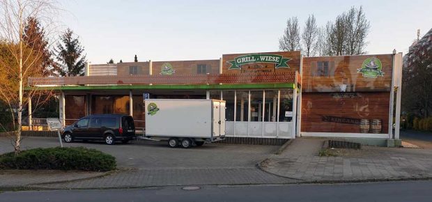 Außenansicht von "Grill-Wiese" in der Lene-Voigt-Straße. Foto: Markus R. Wiese