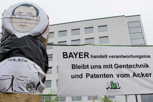 AbL-Protest zur Bayer-Hauptversammlung. Foto: AbL e.V.