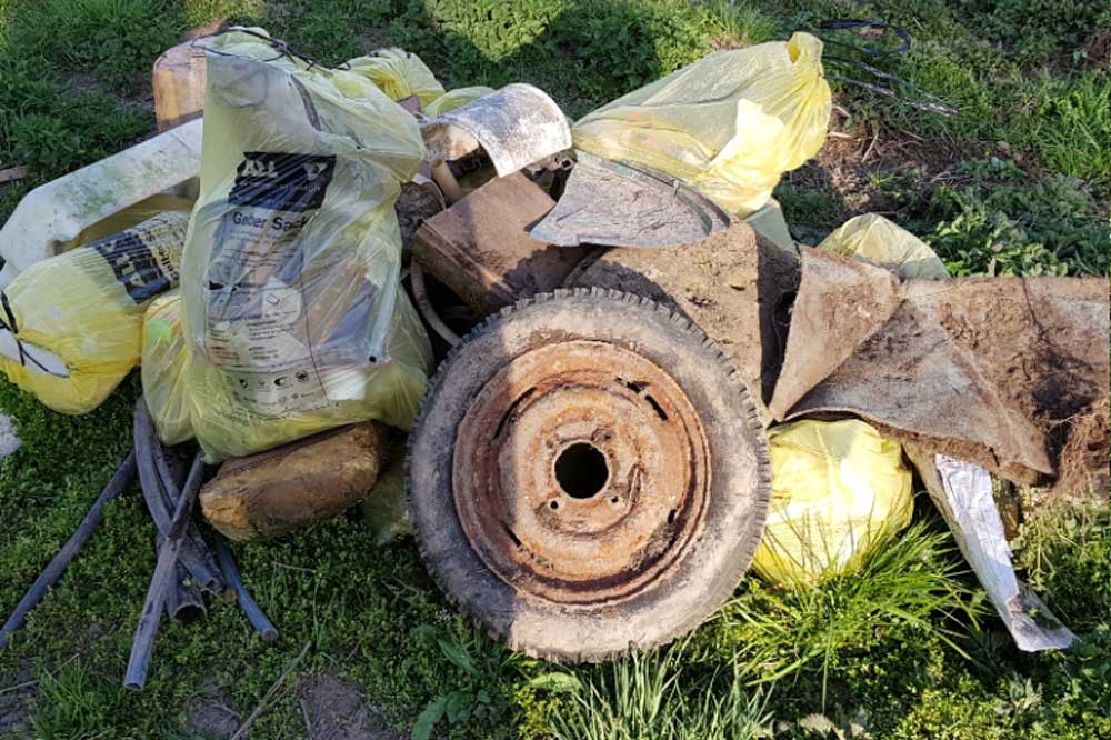 Ein Müllberg aus der vergangenen Woche. Foto: Chris Daiser