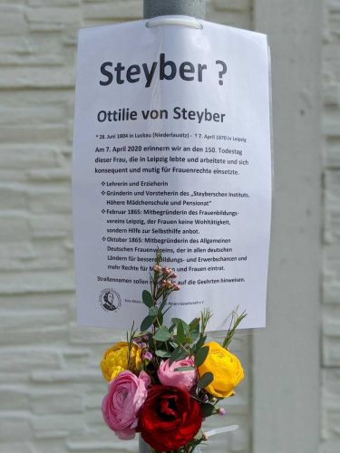Der Infotext am Straßenschild der Steyberstraße. Foto: Louise-Otto-Peters-Gesellschaft
