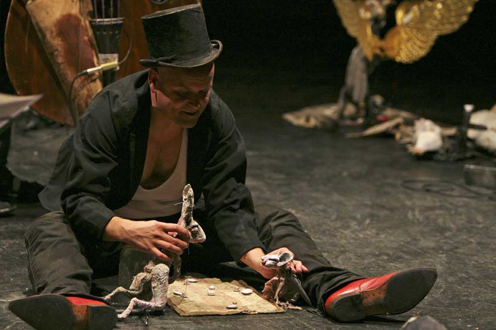 Das Wilde & Vogel-Stück „Songs for Alice“. Foto: Therese Stuber