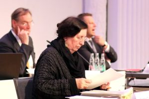 Die Baudezernentin Dorothee Dubrau (Parteilos) bei einer ihrer letzten Ratsversammlungen. Foto: L-IZ.de