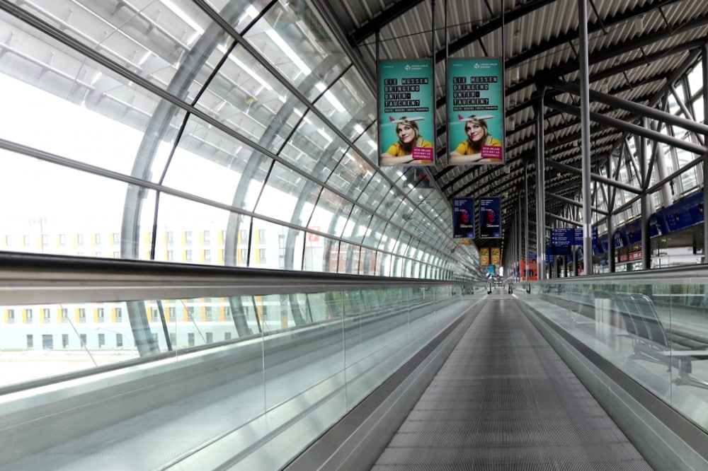 Gähnende Leere am Flughafen Leipzig in Coronazeiten. Foto: L-IZ.de